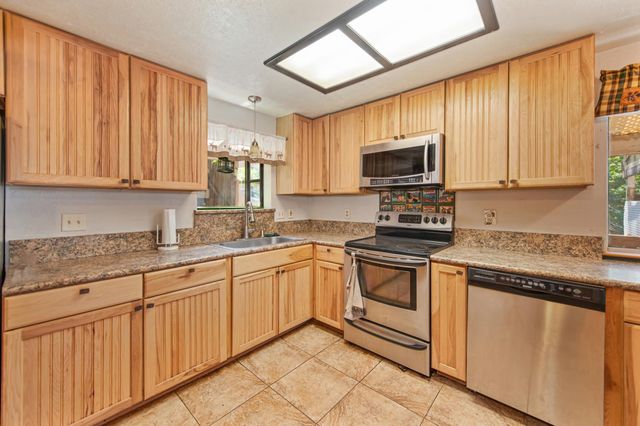 6237 Drop Off R, Pollock Pines, CA 95726