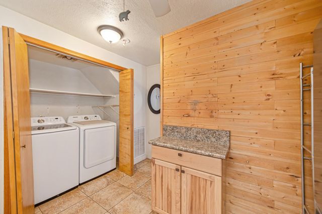 6237 Drop Off R, Pollock Pines, CA 95726