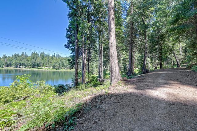 6237 Drop Off R, Pollock Pines, CA 95726