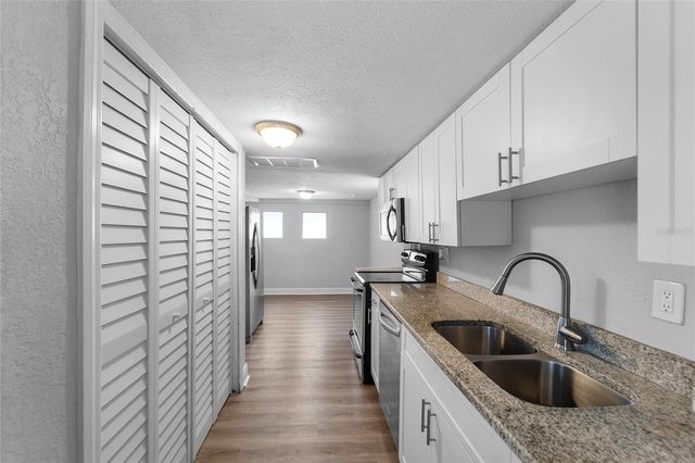 115 W ALLISON COURT, Tampa, FL 33603