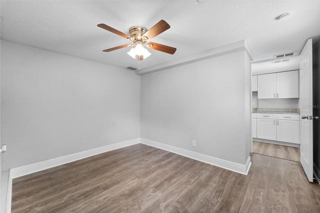115 W ALLISON COURT, Tampa, FL 33603