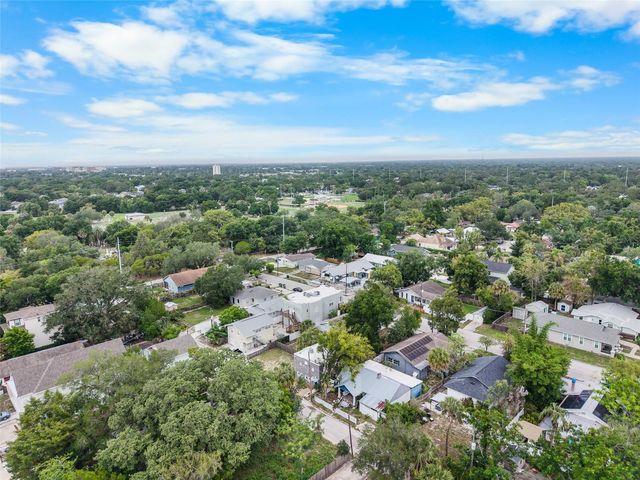 115 W ALLISON COURT, Tampa, FL 33603