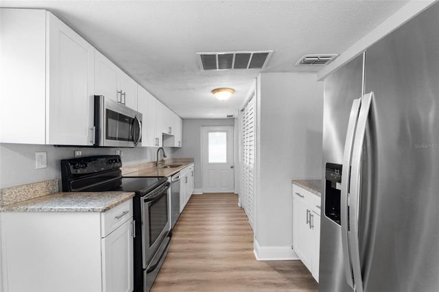 115 W ALLISON COURT, Tampa, FL 33603