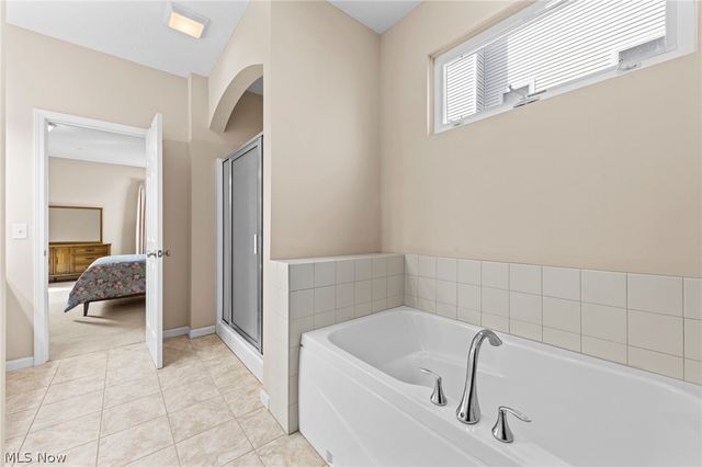 38521 Berkshire Avenue, Avon, OH 44011