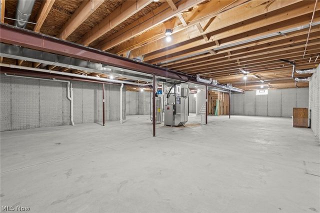 38521 Berkshire Avenue, Avon, OH 44011