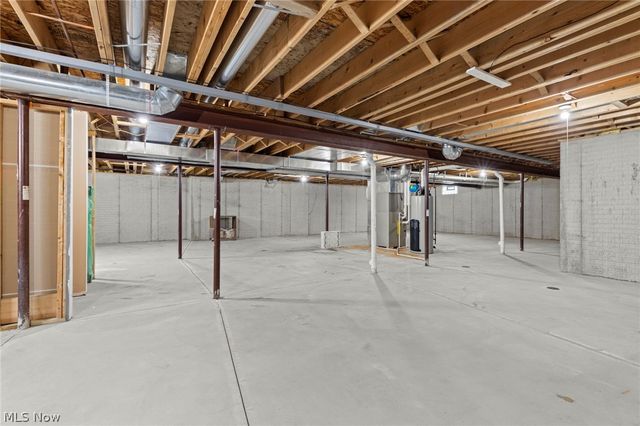 38521 Berkshire Avenue, Avon, OH 44011