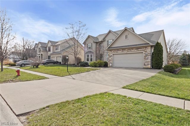 38521 Berkshire Avenue, Avon, OH 44011