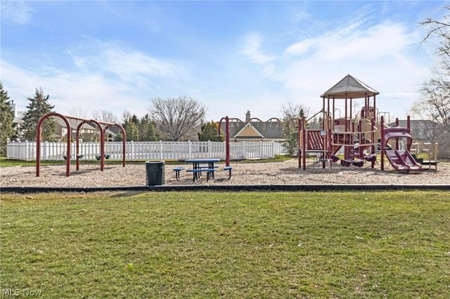 38521 Berkshire Avenue, Avon, OH 44011