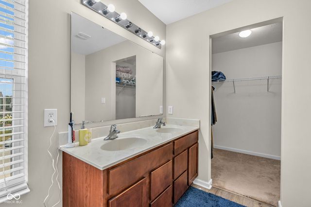7530 Firecrest Lane, Camby, IN 46113
