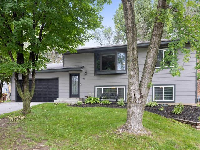 5748 Birchwood Avenue NE, Prior Lake, MN 55372