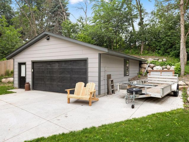 5748 Birchwood Avenue NE, Prior Lake, MN 55372