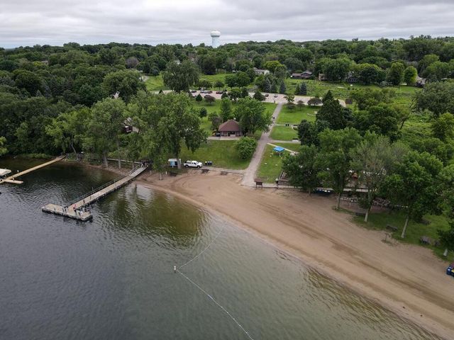 5748 Birchwood Avenue NE, Prior Lake, MN 55372