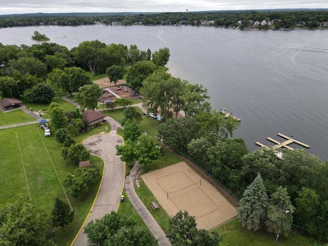 5748 Birchwood Avenue NE, Prior Lake, MN 55372