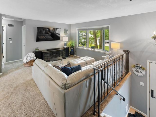 5748 Birchwood Avenue NE, Prior Lake, MN 55372