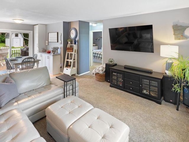 5748 Birchwood Avenue NE, Prior Lake, MN 55372