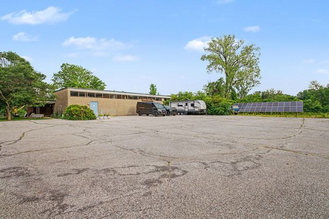 401 Klock Road, Benton Harbor City, MI 49022