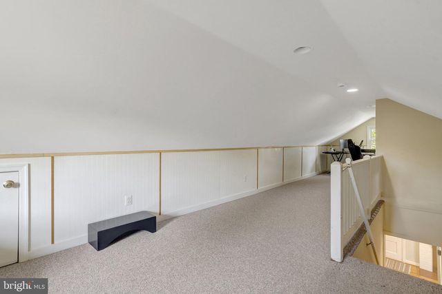 2850 BROOK DR, Falls Church, VA 22042
