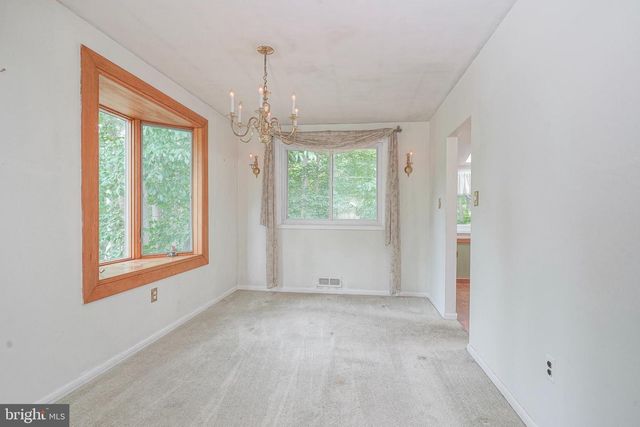 240 WINDING WAY RD, Stratford, NJ 08084