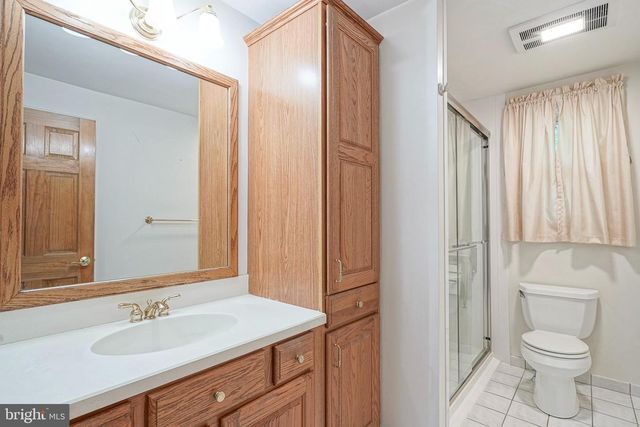 240 WINDING WAY RD, Stratford, NJ 08084