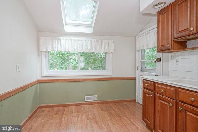 240 WINDING WAY RD, Stratford, NJ 08084