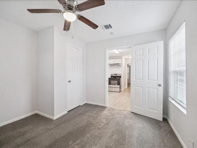 820 Texas Street, Liberty, TX 77575