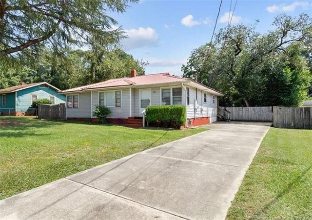 909 Sandalwood Drive, Fayetteville, NC 28304