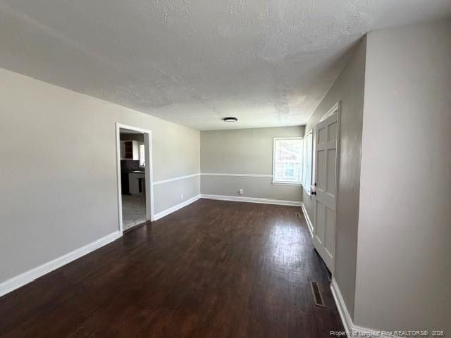909 Sandalwood Drive, Fayetteville, NC 28304