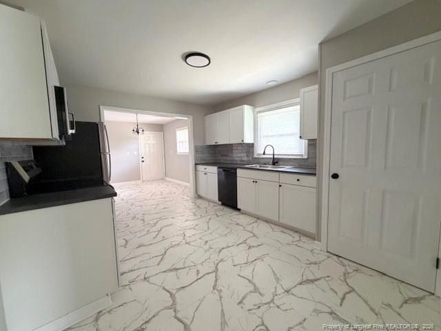 909 Sandalwood Drive, Fayetteville, NC 28304
