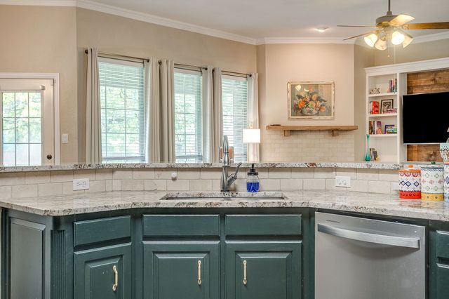 303 Blue Berry Lane, Aledo, TX 76008