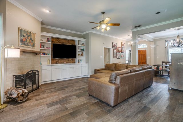 303 Blue Berry Lane, Aledo, TX 76008