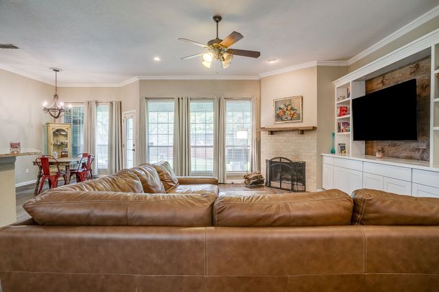 303 Blue Berry Lane, Aledo, TX 76008