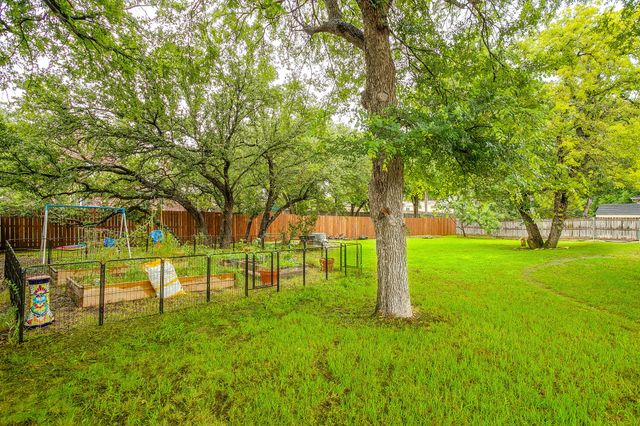 303 Blue Berry Lane, Aledo, TX 76008