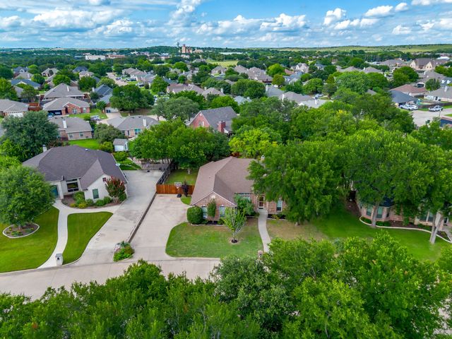 303 Blue Berry Lane, Aledo, TX 76008
