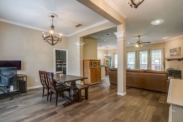 303 Blue Berry Lane, Aledo, TX 76008