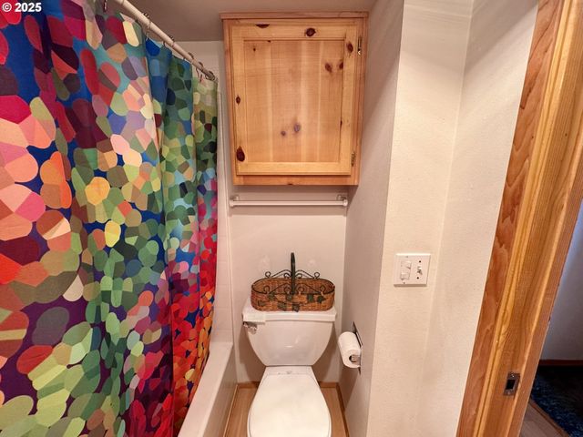 19921 WHALESHEAD Rd U9, Brookings, OR 97415