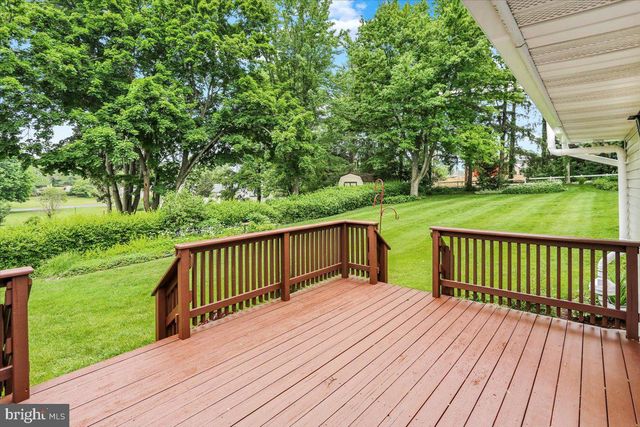41 JAYANN DR, Lebanon, PA 17042
