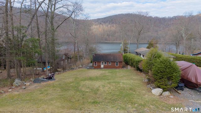25 Lake Drive, New Milford, CT 06776