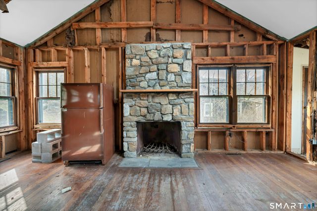 25 Lake Drive, New Milford, CT 06776