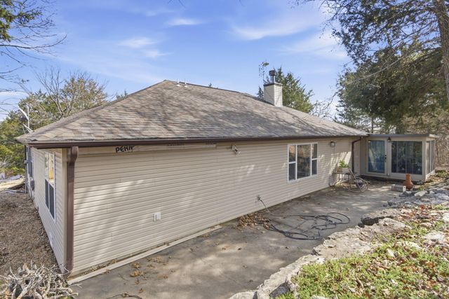 104 Oak Drive, Kimberling City, MO 65686