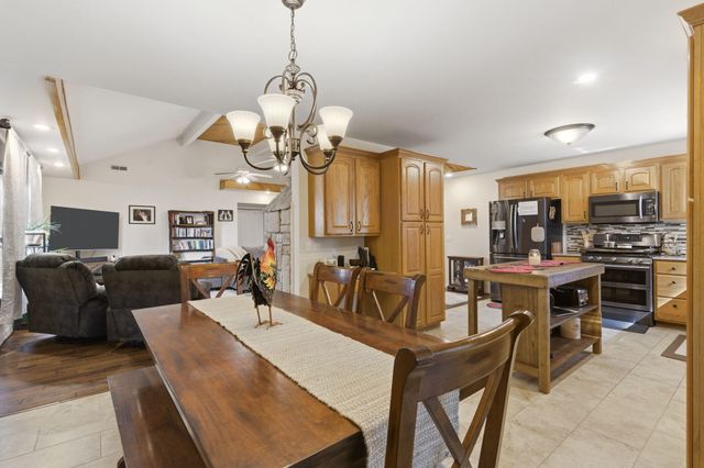 104 Oak Drive, Kimberling City, MO 65686