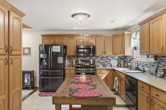 104 Oak Drive, Kimberling City, MO 65686