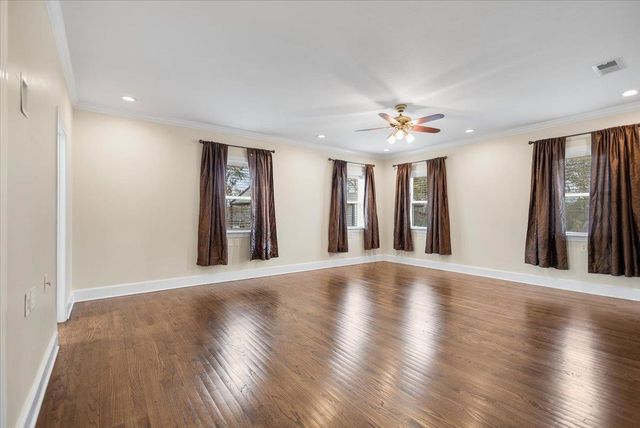 1609 Old Nacogdoches Rd, Henderson, TX 75654