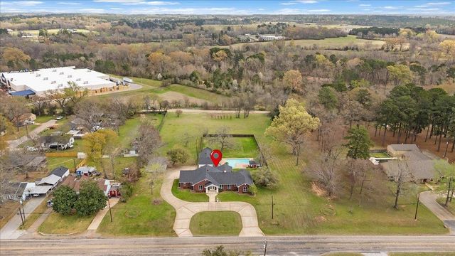 1609 Old Nacogdoches Rd, Henderson, TX 75654