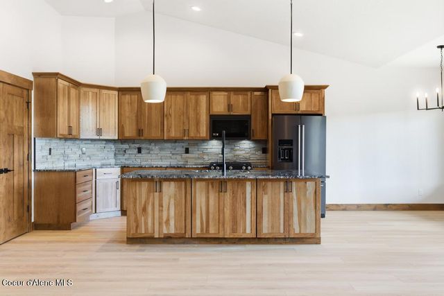 38 CANNON LANE, Blanchard, ID 83804