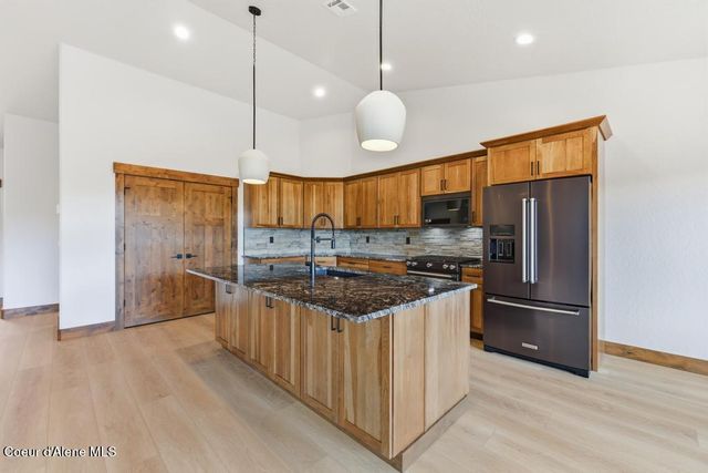 38 CANNON LANE, Blanchard, ID 83804