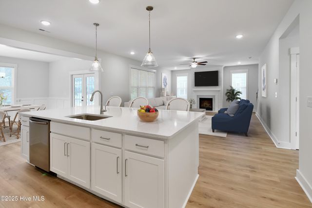 9161 National Avenue NE, Leland, NC 28451