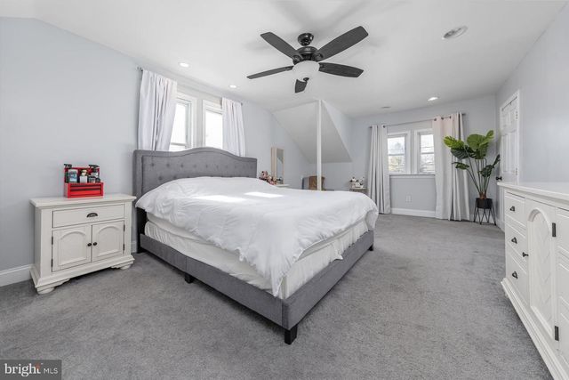 20 N OAKLAND AVE, Runnemede, NJ 08078