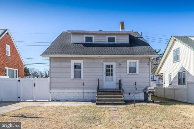 20 N OAKLAND AVE, Runnemede, NJ 08078