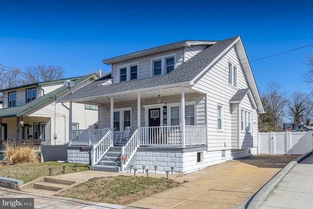 20 N OAKLAND AVE, Runnemede, NJ 08078