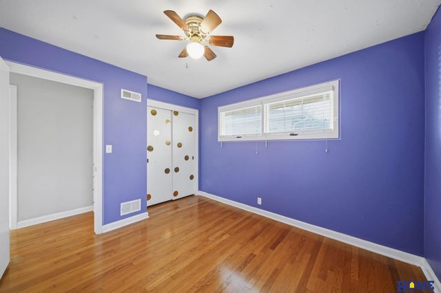 2621 S 40th Street, Lincoln, NE 68506